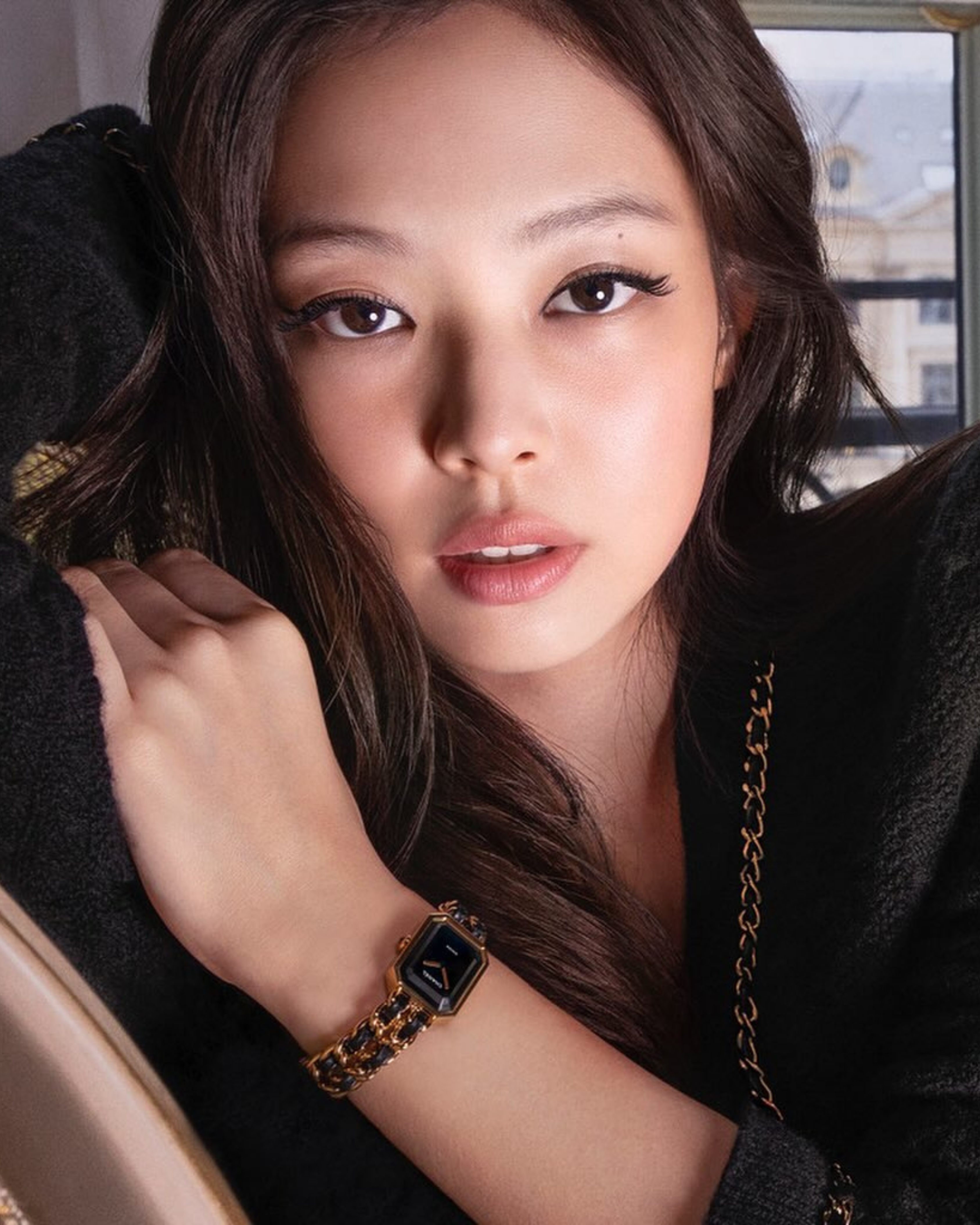 Timeless Elegance: Jennie Kim and Chanel’s Première Édition Originale